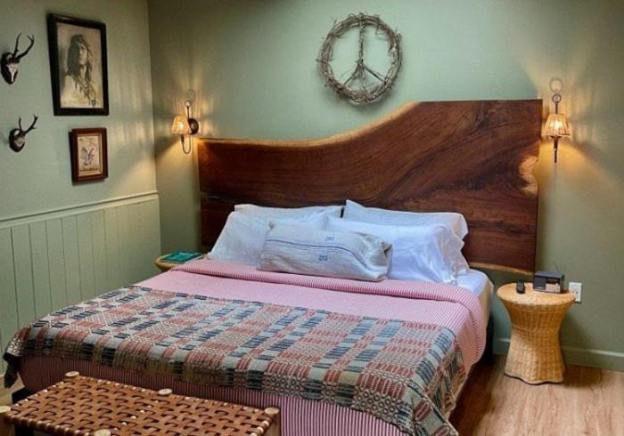 Outpost Inn Highlands Zewnętrze zdjęcie