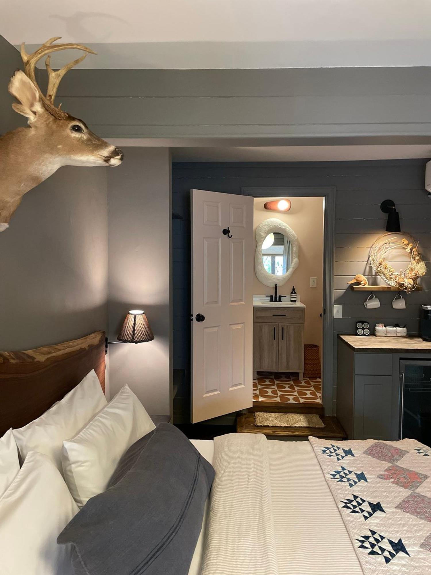 Outpost Inn Highlands Zewnętrze zdjęcie