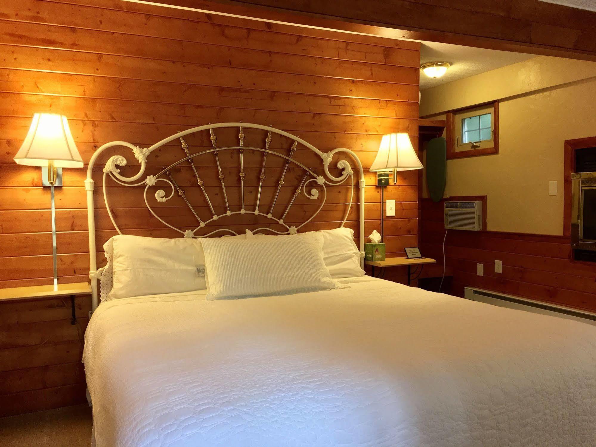 Outpost Inn Highlands Zewnętrze zdjęcie